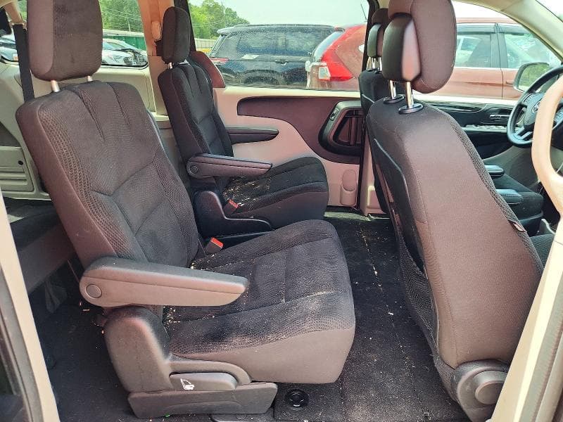 2020 DODGE GRAND CARAVAN SE 11
