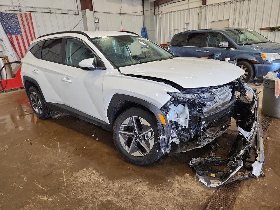 2026 HYUNDAI TUCSON SEL 4