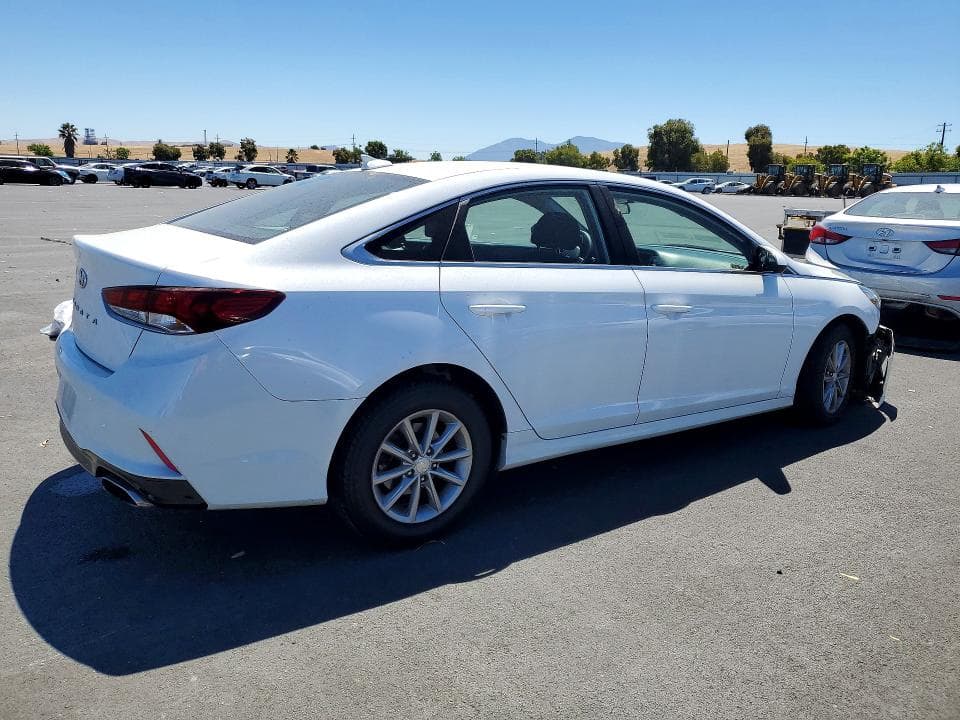 2019 HYUNDAI SONATA SE 3