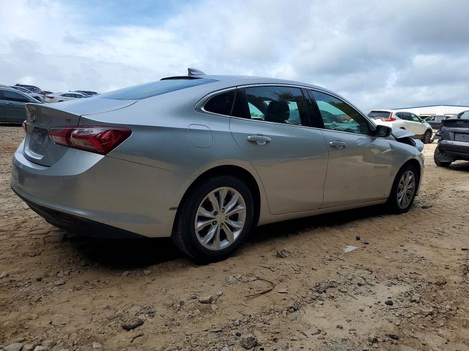 2020 CHEVROLET MALIBU LT 3