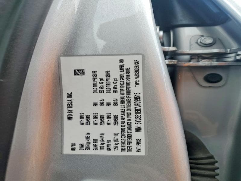 2018 TESLA MODEL 3 12
