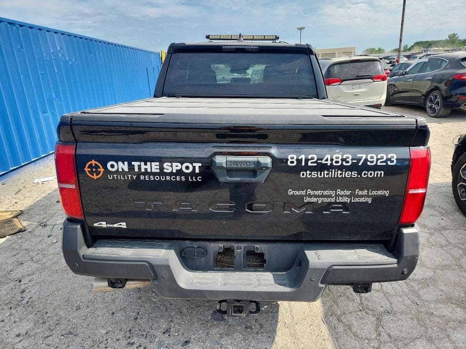 2025 TOYOTA TACOMA SR 6