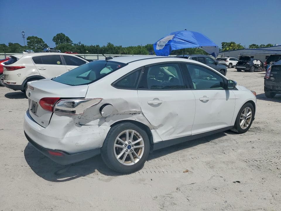 2017 FORD FOCUS SE 3