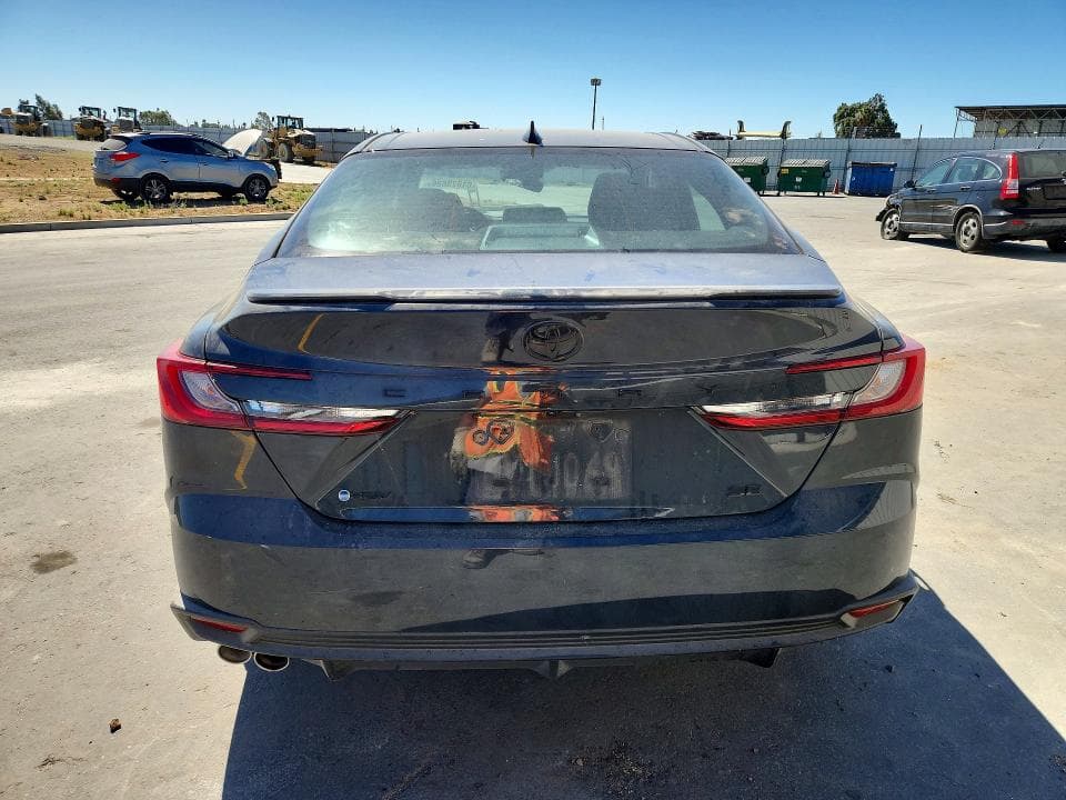 2026 TOYOTA CAMRY SE 6