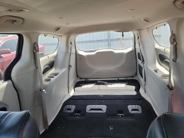 2022 CHRYSLER PACIFICA TOURING L 10