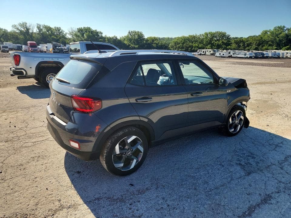 2024 HYUNDAI VENUE LIMITED 3