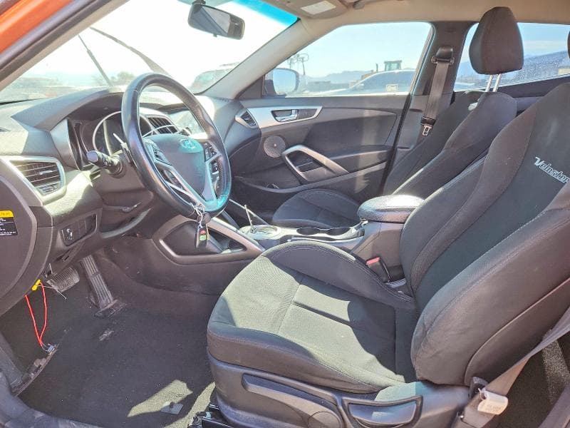 2017 HYUNDAI VELOSTER BASE 7