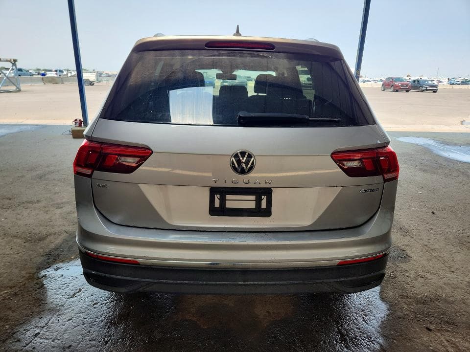 2023 VOLKSWAGEN TIGUAN SE 6