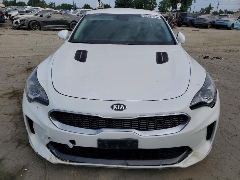 2019 KIA STINGER BASE 5