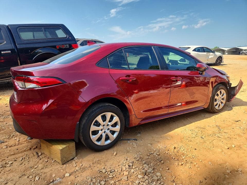 2026 TOYOTA COROLLA LE 3