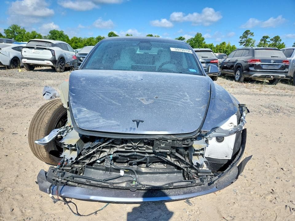 2026 TESLA MODEL 3 5