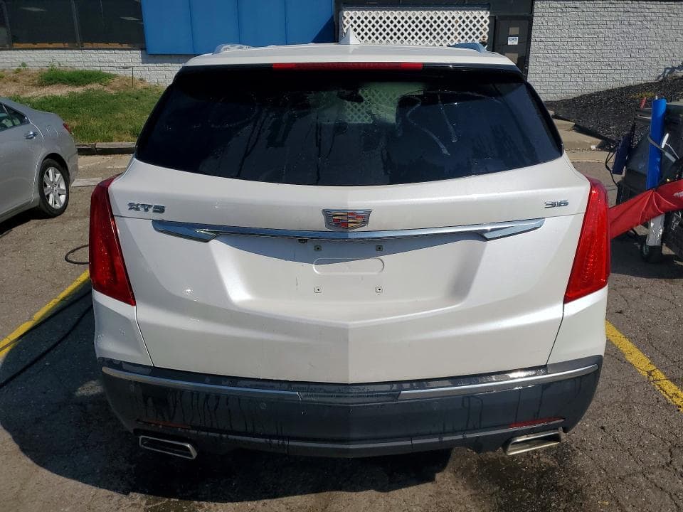 2018 CADILLAC XT5 LUXURY 6