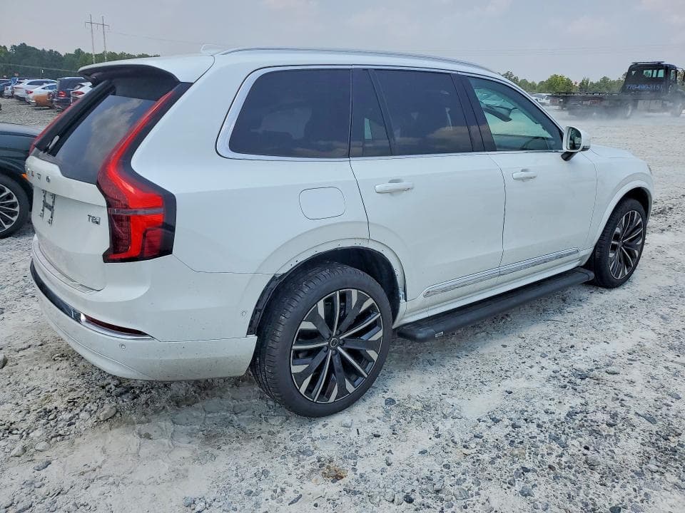 2025 VOLVO XC90 ULTRA 3