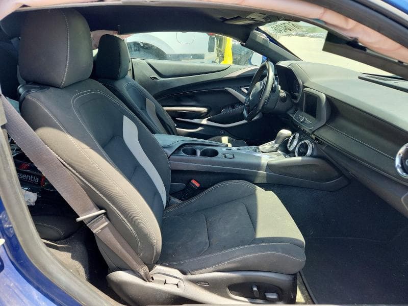 2019 CHEVROLET CAMARO 10