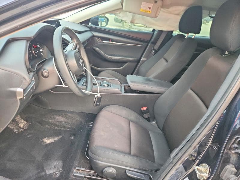 2021 MAZDA 3 7