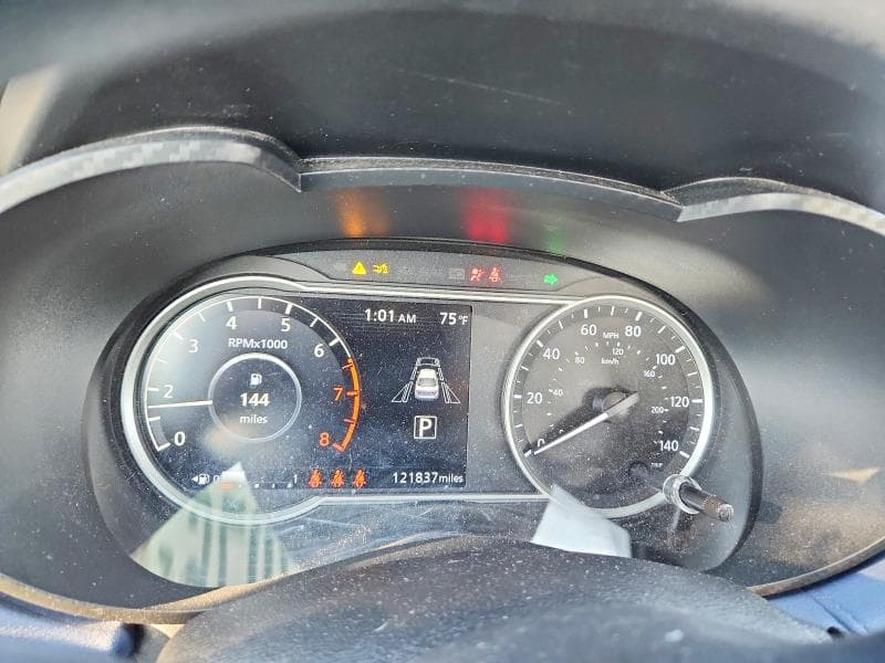 2023 NISSAN VERSA SV 9