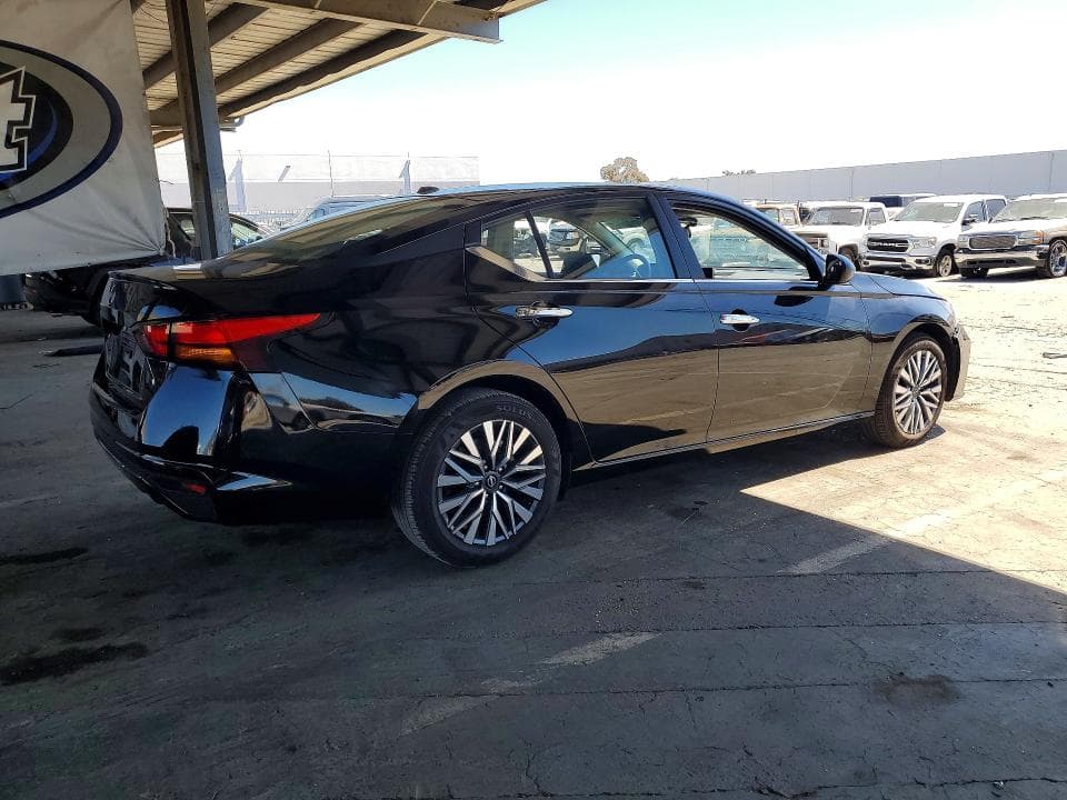 2025 NISSAN ALTIMA SV 3