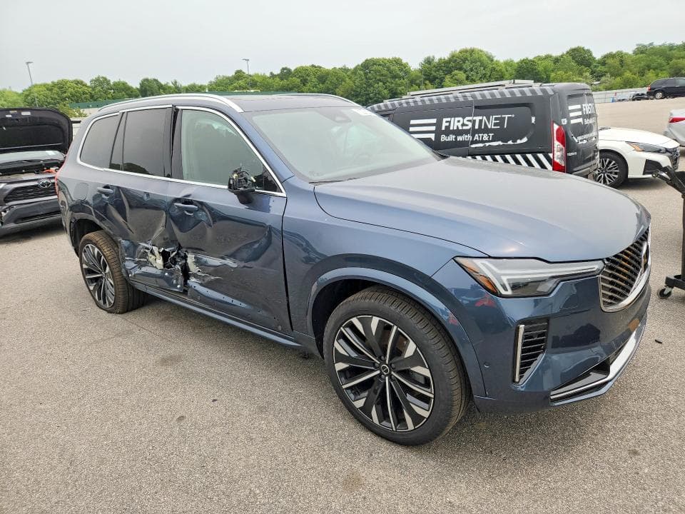 2026 VOLVO XC90 PLUS 4