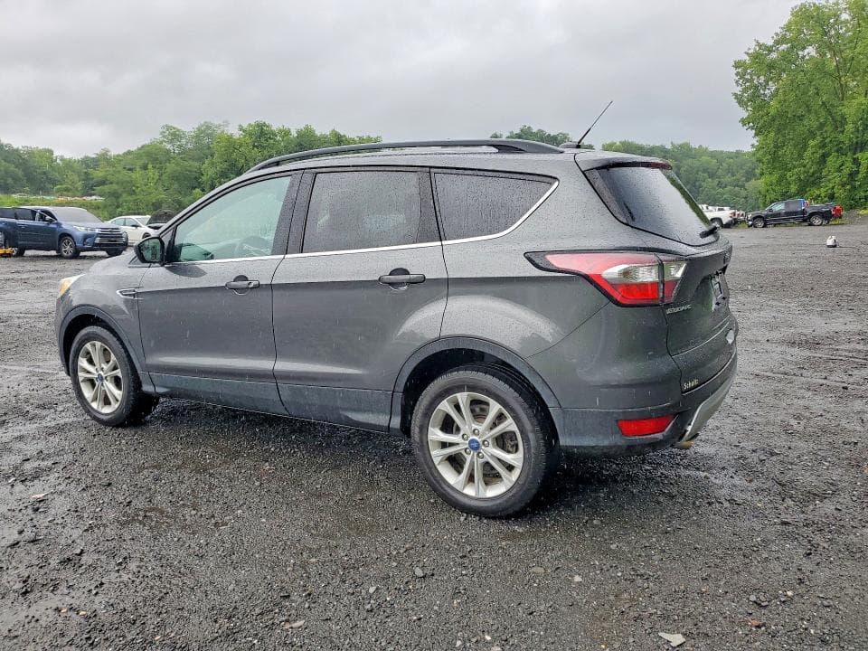 2018 FORD ESCAPE SE 2