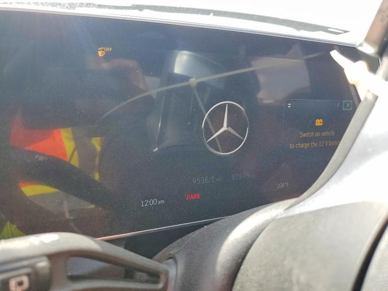 2023 MERCEDES-BENZ GLC 300 9