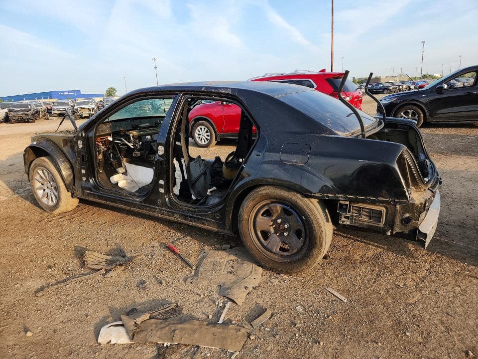 2019 CHRYSLER 300 2