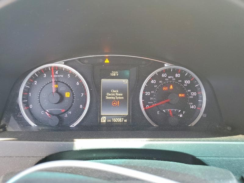 2017 TOYOTA CAMRY SE 9