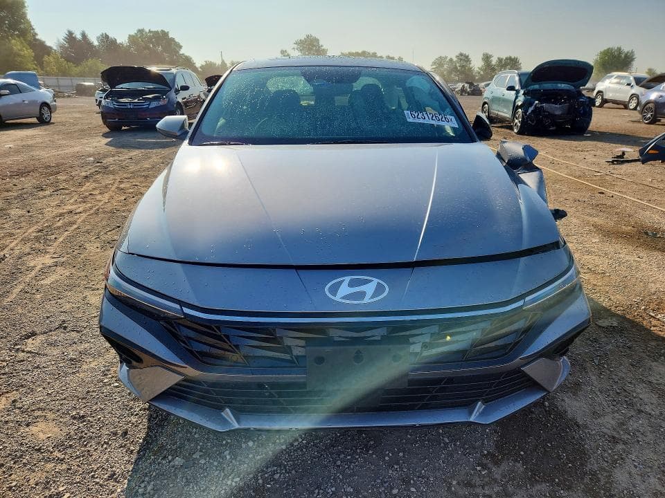 2025 HYUNDAI ELANTRA SEL 5