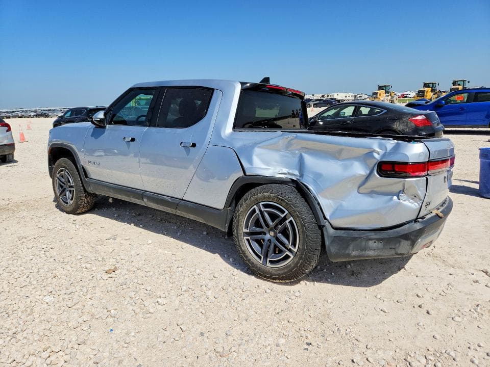 2025 RIVIAN R1T ADVENTURE 2