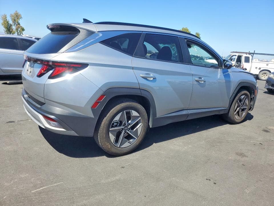 2025 HYUNDAI TUCSON SEL 3