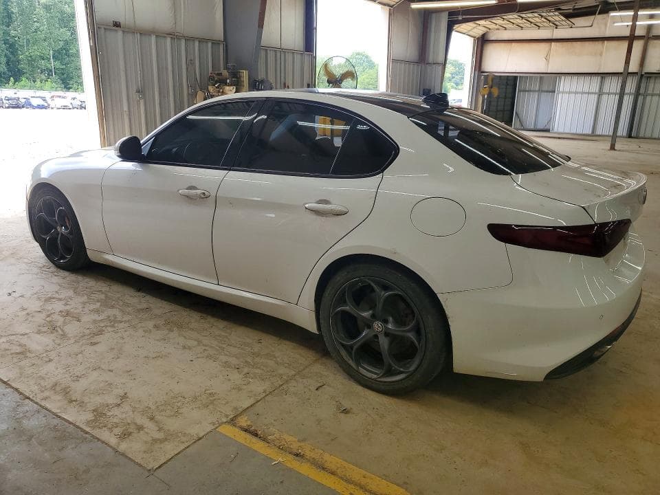 2017 ALFA ROMEO GIULIA TI 2