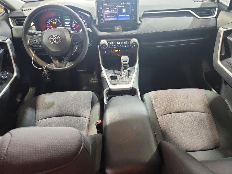 2019 TOYOTA RAV 4 8