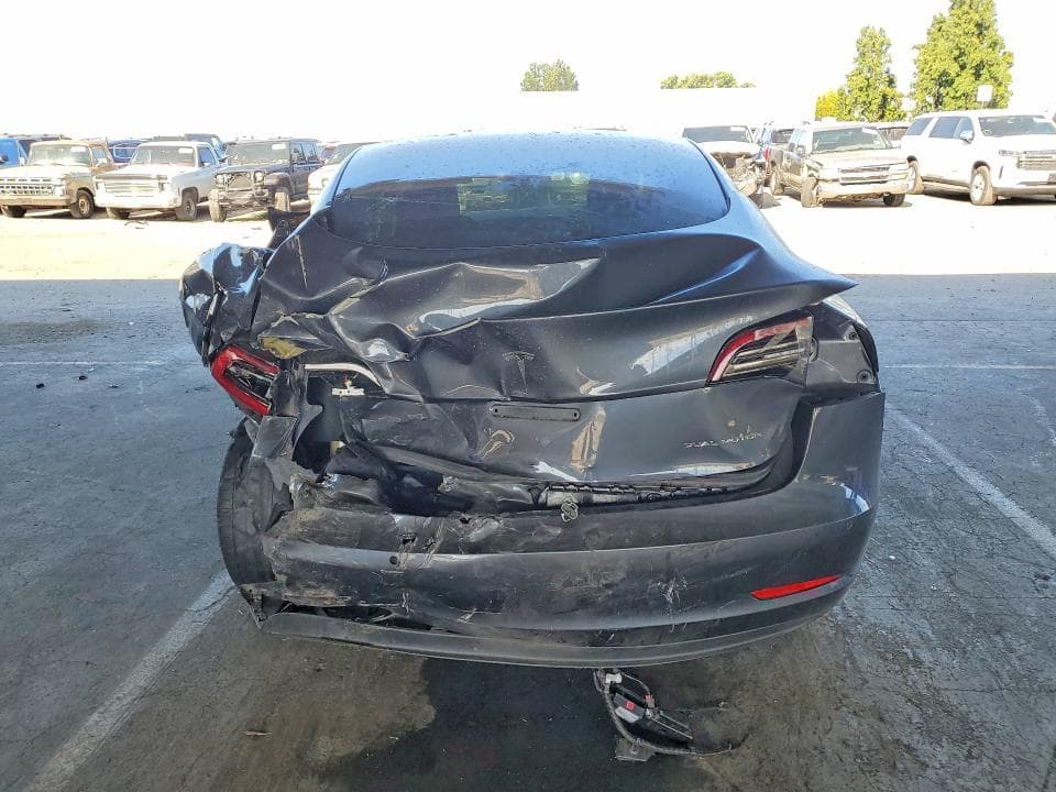 2022 TESLA MODEL 3 6