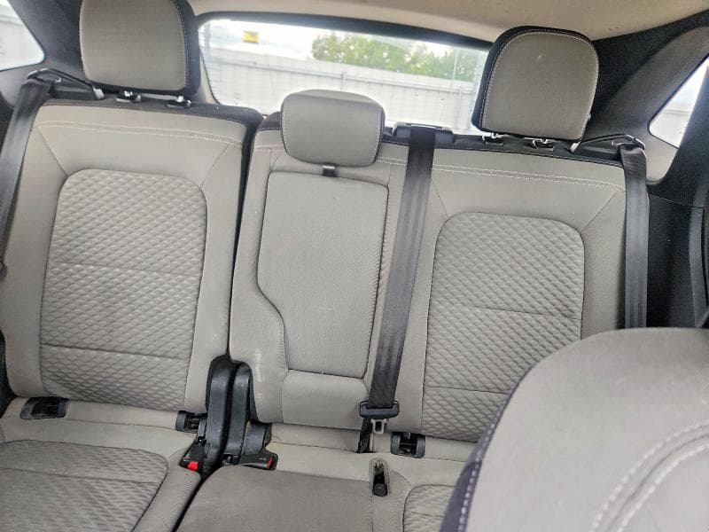 2020 FORD ESCAPE SE 10