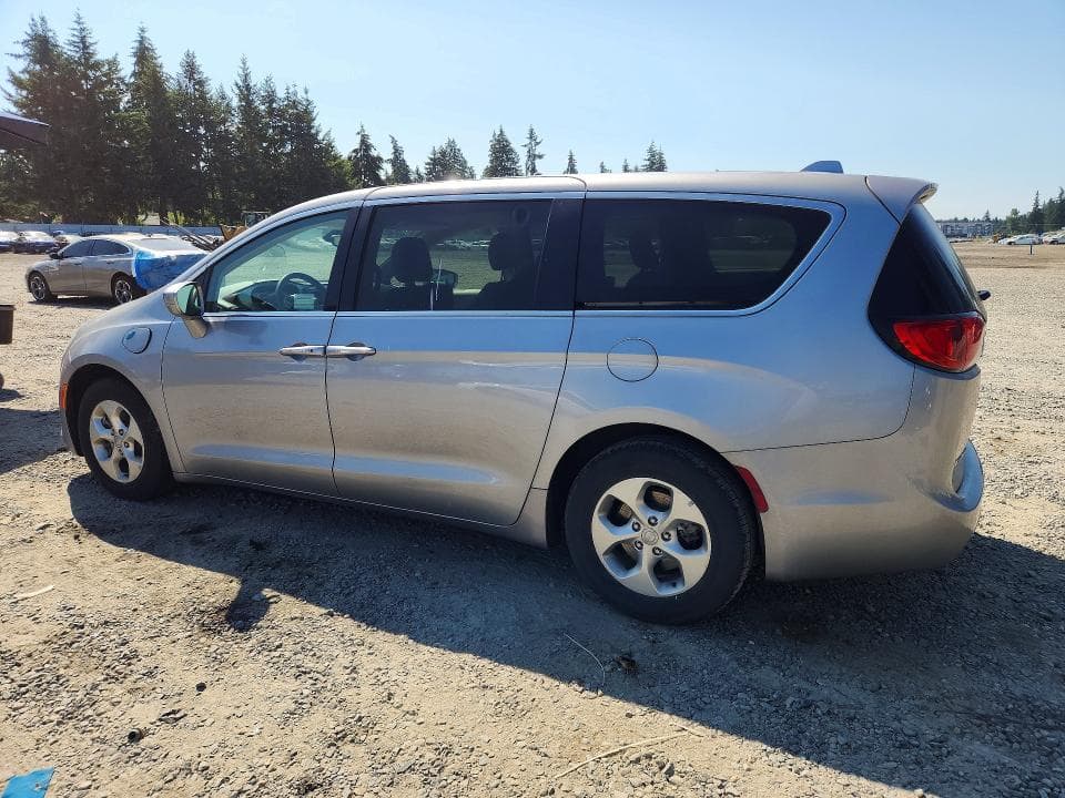 2017 CHRYSLER PACIFICA HYBRID PINNACLE 2