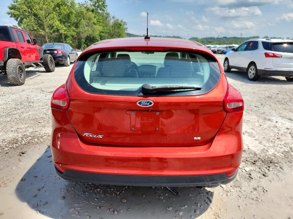 2018 FORD FOCUS SE 6