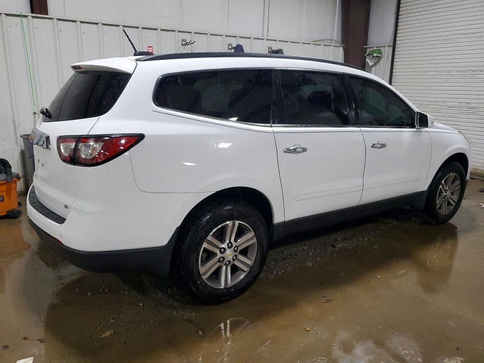 2017 CHEVROLET TRAVERSE LT 3