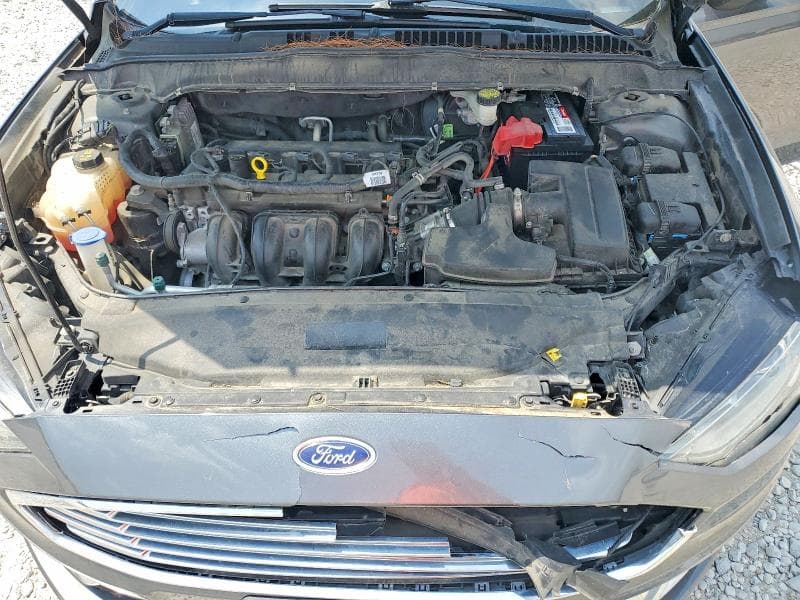 2017 FORD FUSION SE 11