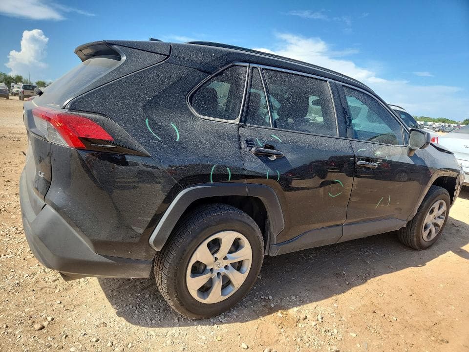 2021 TOYOTA RAV4 LE 3