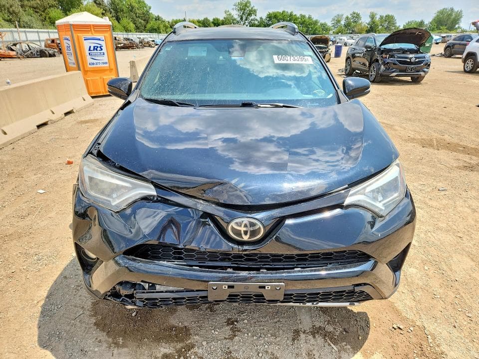 2018 TOYOTA RAV4 SE 5