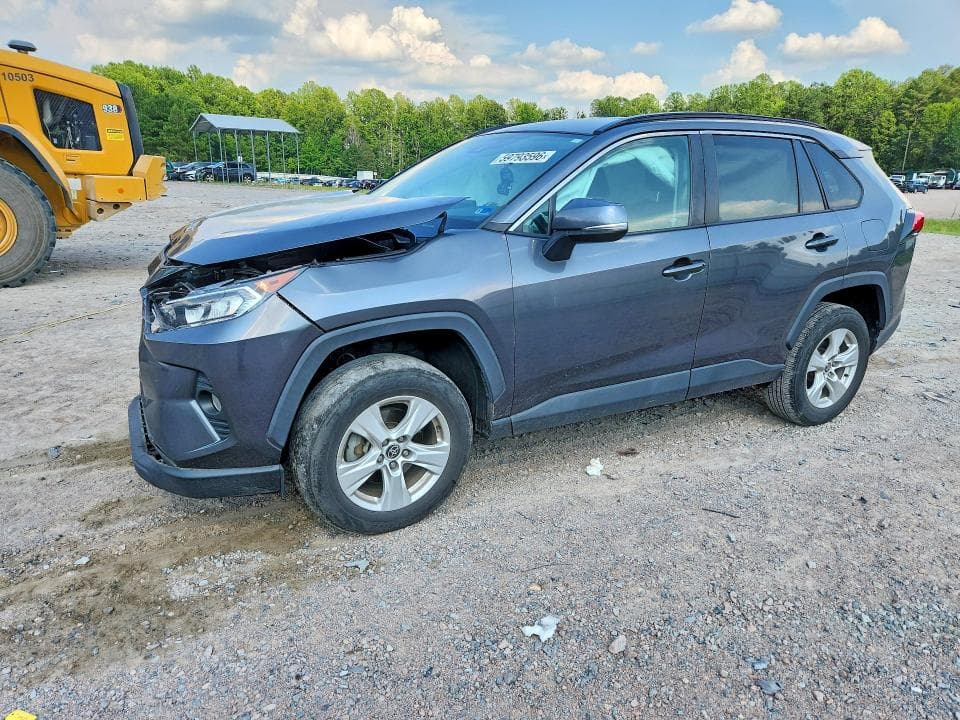 2021 TOYOTA RAV4 XLE - 1