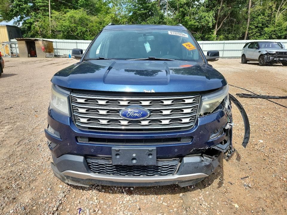 2017 FORD EXPLORER XLT 5