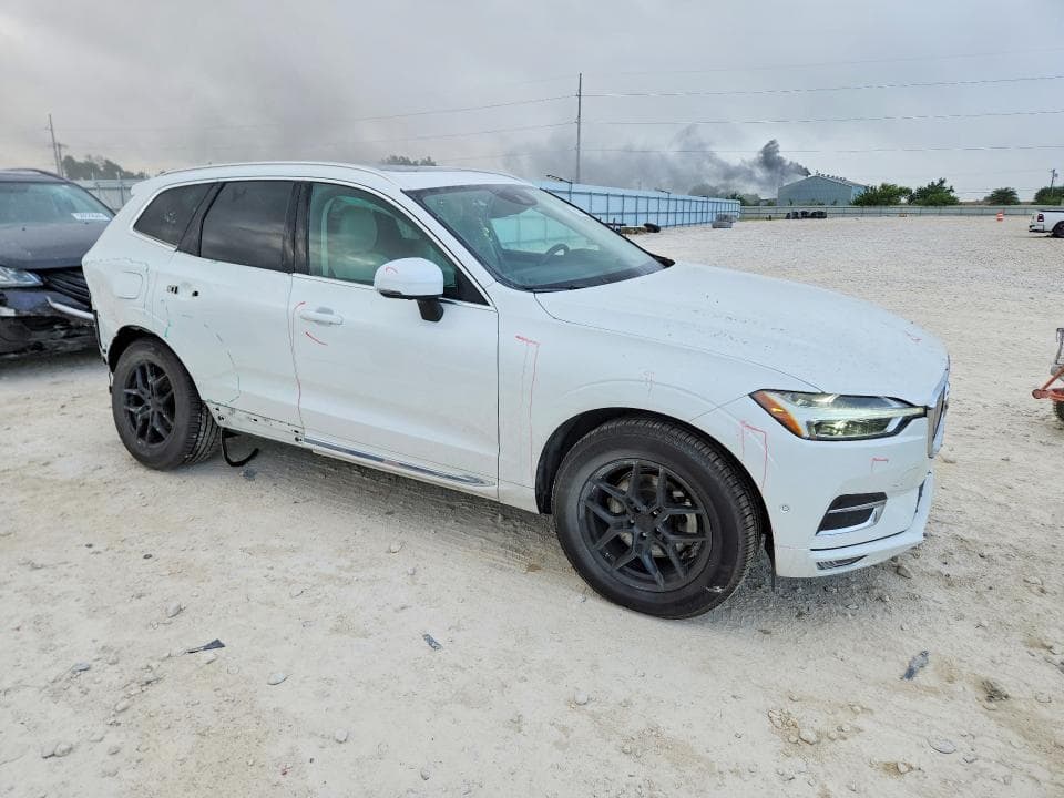 2021 VOLVO XC60 T5 INSCRIPTION 4