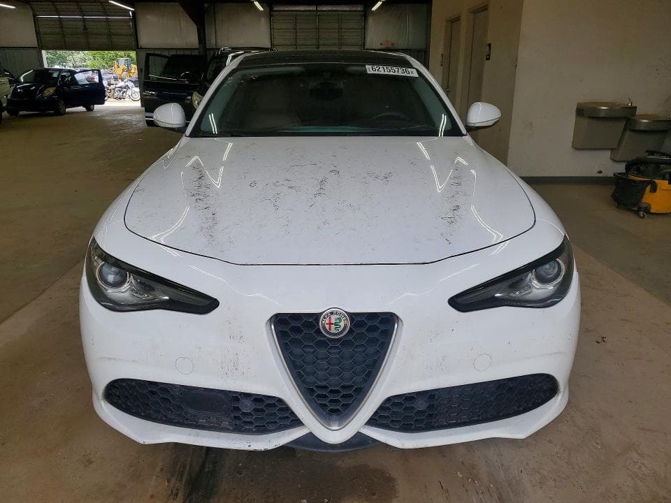 2017 ALFA ROMEO GIULIA TI 5