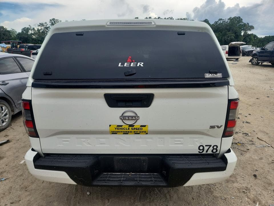 2024 NISSAN FRONTIER 6