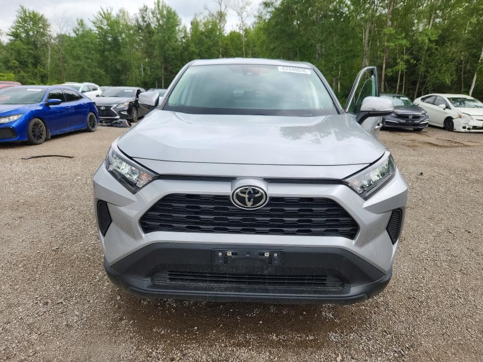 2022 TOYOTA RAV4 LE 5