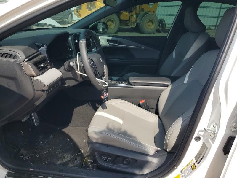 2025 TOYOTA CAMRY SE 7