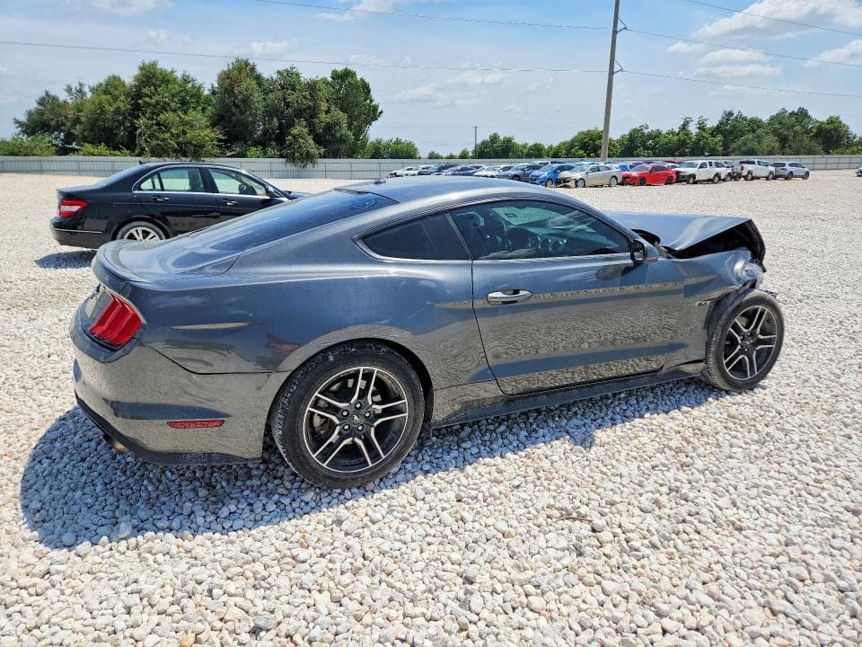 2018 FORD MUSTANG 3