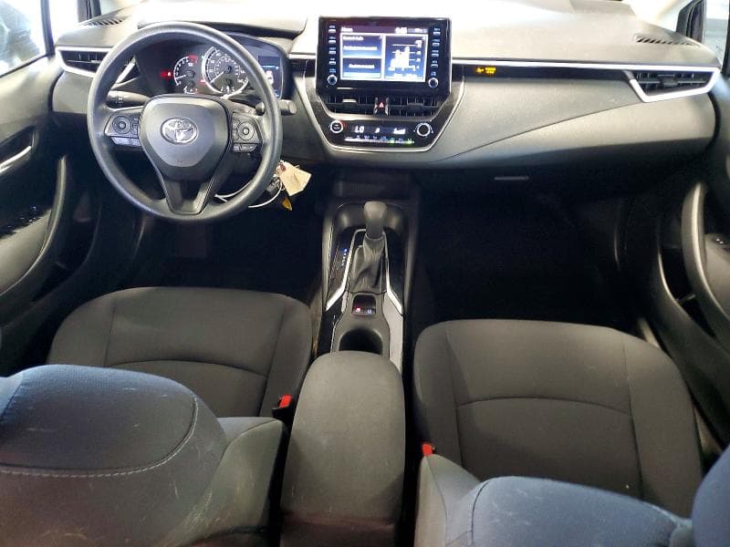 2020 TOYOTA COROLLA LE 8