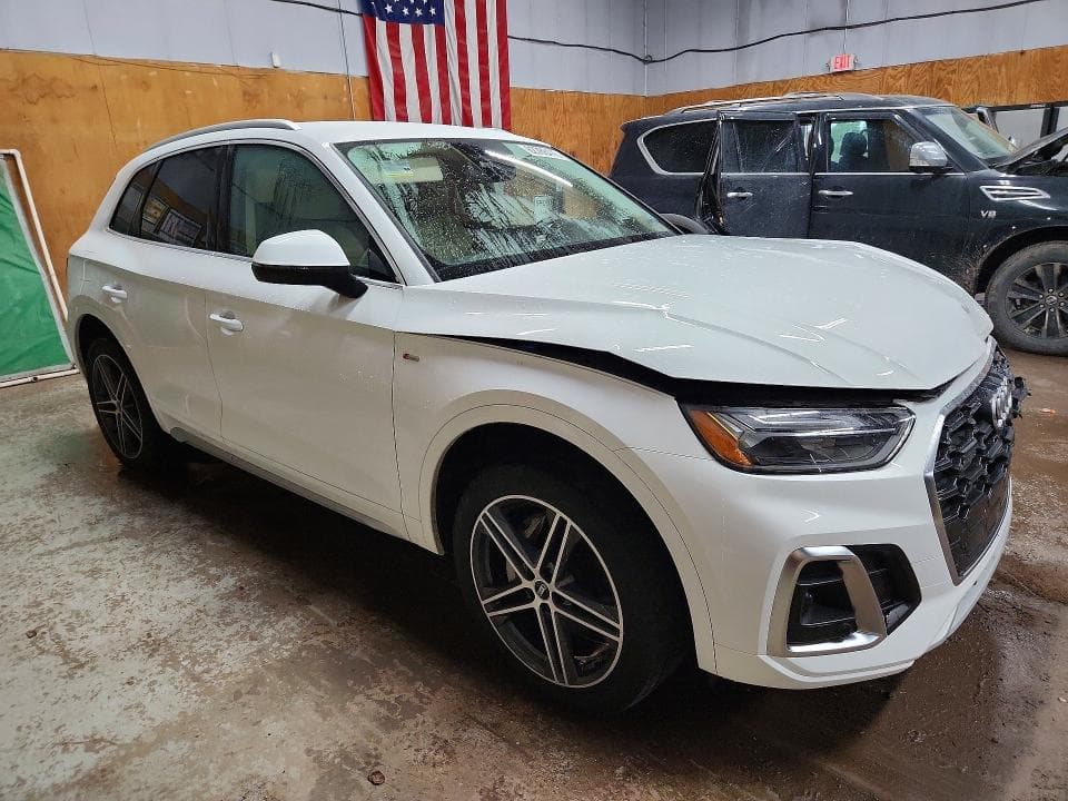 2023 AUDI Q5 E PREMIUM 55 4