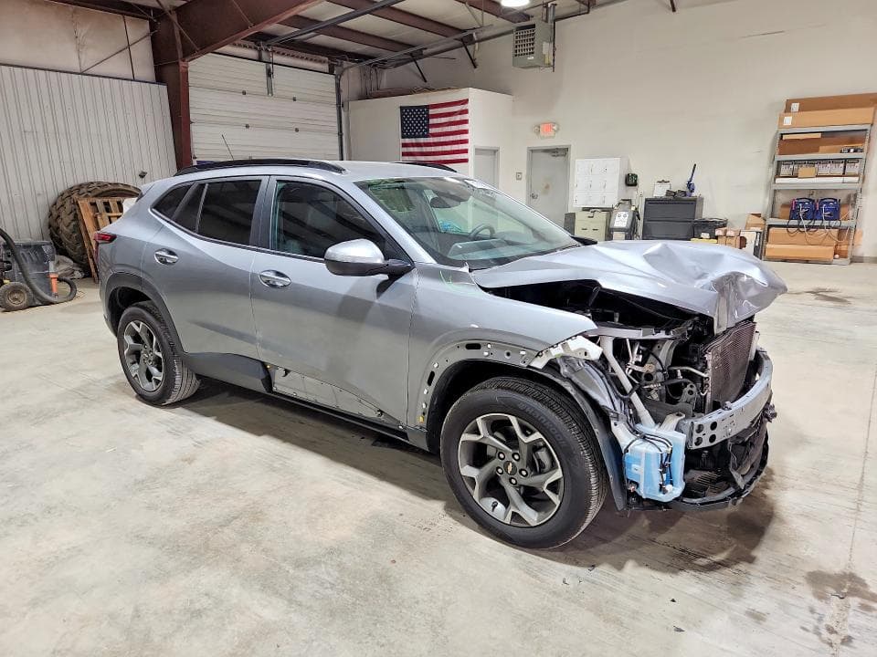 2025 CHEVROLET TRAX 1LT 4